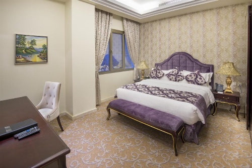 Mira Trio Hotel image 36