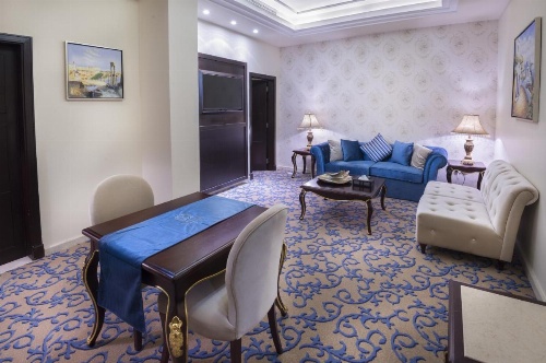 Mira Trio Hotel image 5