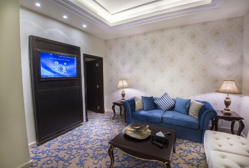 Mira Trio Hotel image 6